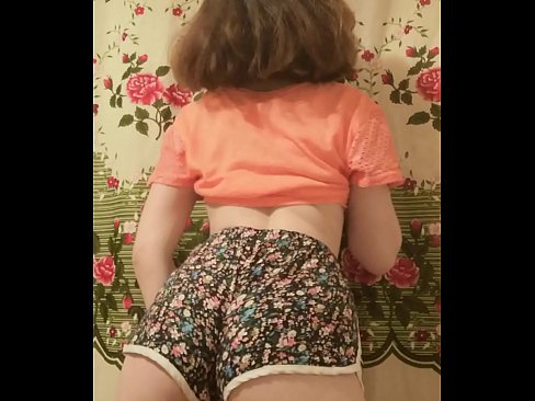 ❤️ Sexy jonge babe dy't har koarte broek op 'e kamera útstrielet ️❌ Porno fb by porno fy.mailkassa.ru ❤