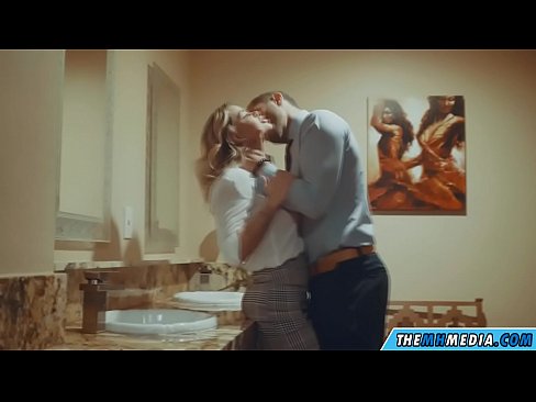 ❤️ As in busty blonde jo ferliedt yn in iepenbier toilet ️❌ Porno fb by porno fy.mailkassa.ru ❤